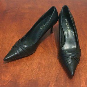 Black leather Aldo kitten pumps - sz 38 / sz 8